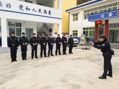 陕西宁强县公安局:精练“最小作战单元” 守护最大平安(图1) 1741138512795.jpg