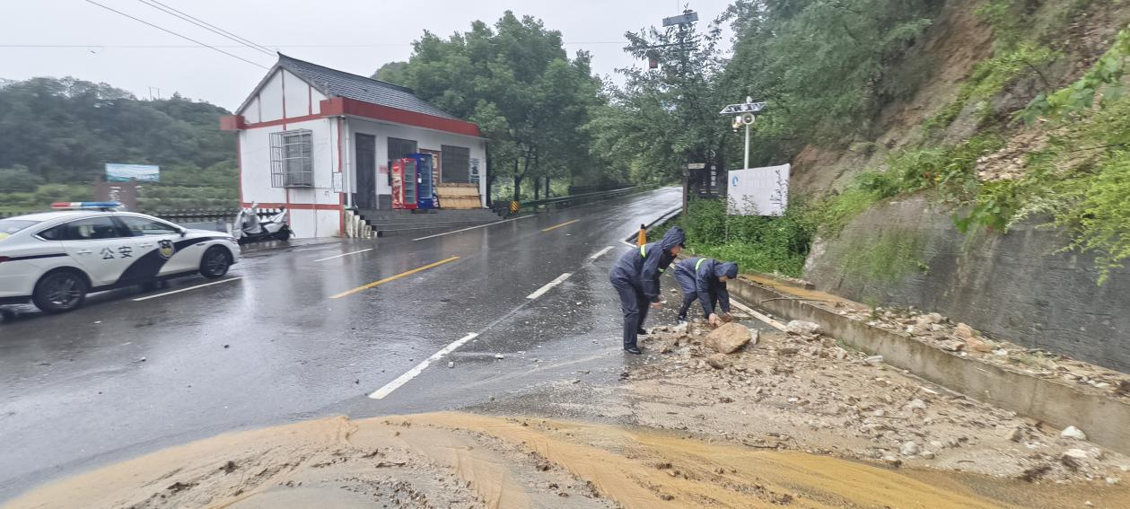 “快”字当头!多图直击→勉县公安防汛避险护平安(图14) 图片14.png