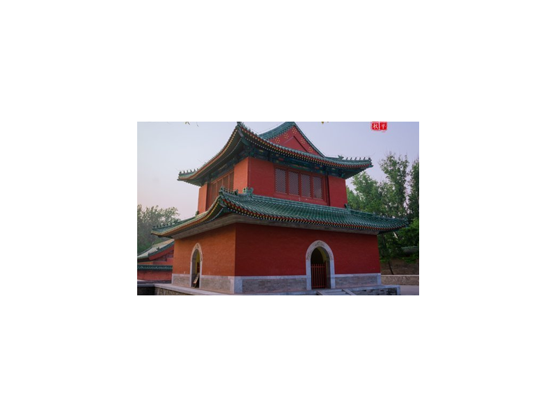高速站收费工作人员，撕毁司机通行证后，还嚣张地说，你这是假证