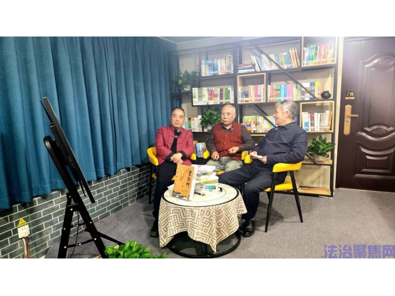 作家康铁岭：用三部曲定格西安30年市井春秋，抖音直播引热议