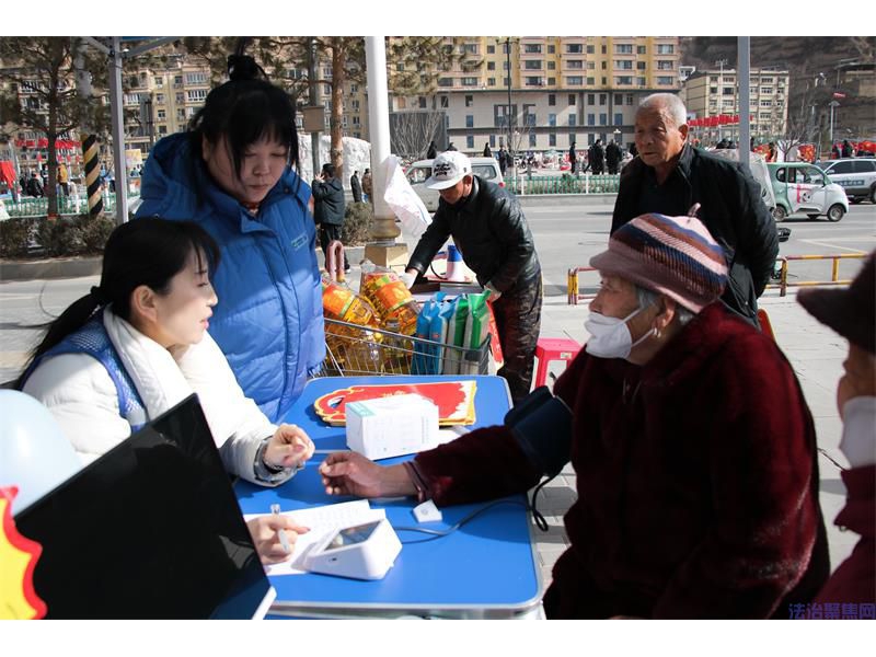 宽带义诊进万家 心级服务暖民心 —— 陕西移动延安分公司精准