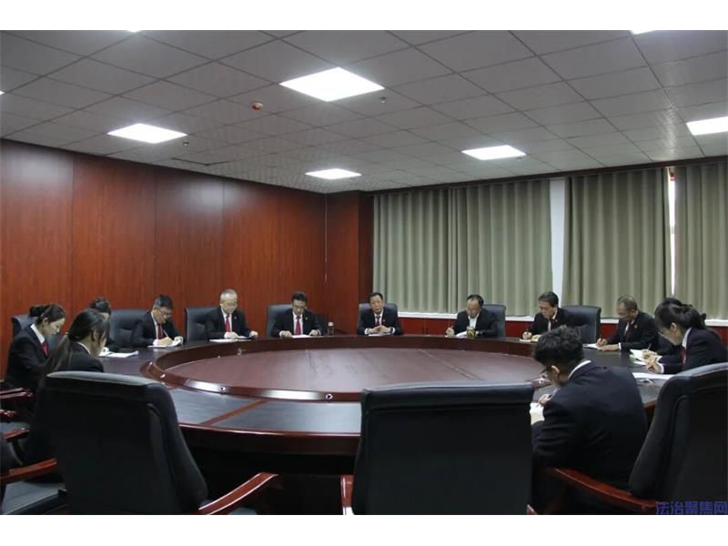 陕西延川县法院：聆听授课明方向 交流心得促实干