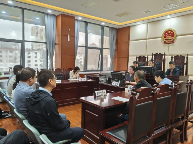 渭滨法院：开展行政案件庭审观摩活动